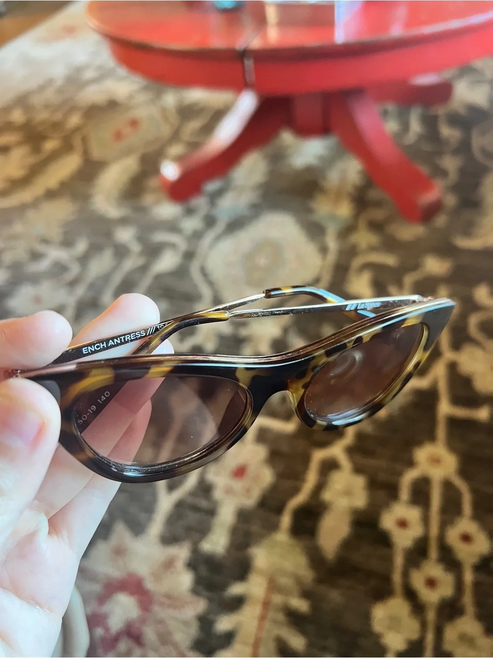 Le Specs Tortoiseshell Cat-Eye Sunglasses - Brown